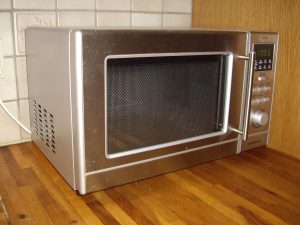 Ice World Microwave Oven
